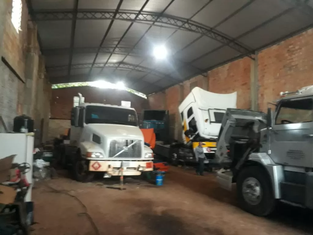 GALPON TINGLADO EN VENTA PARA TALLER O DEPÓSITO EN SAN LORENZO ZONA EX CASA CUBAS GRAU — foto 2