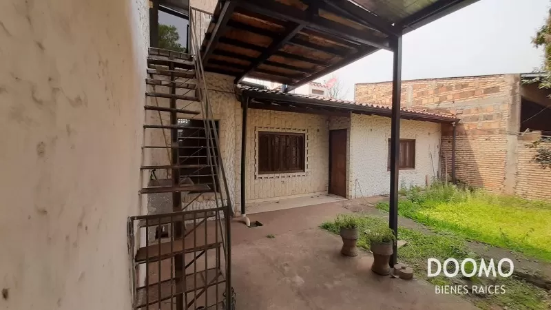 EN VENTA CASA TERRENO EN ÑEMBY, CERCA DE LAS AVENIDAS ACCESO SUR Y AVELINO MARTINEZ — foto 2