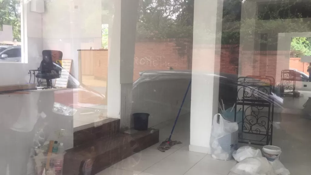 Salón en zona villamorra!!!!!! — foto 3