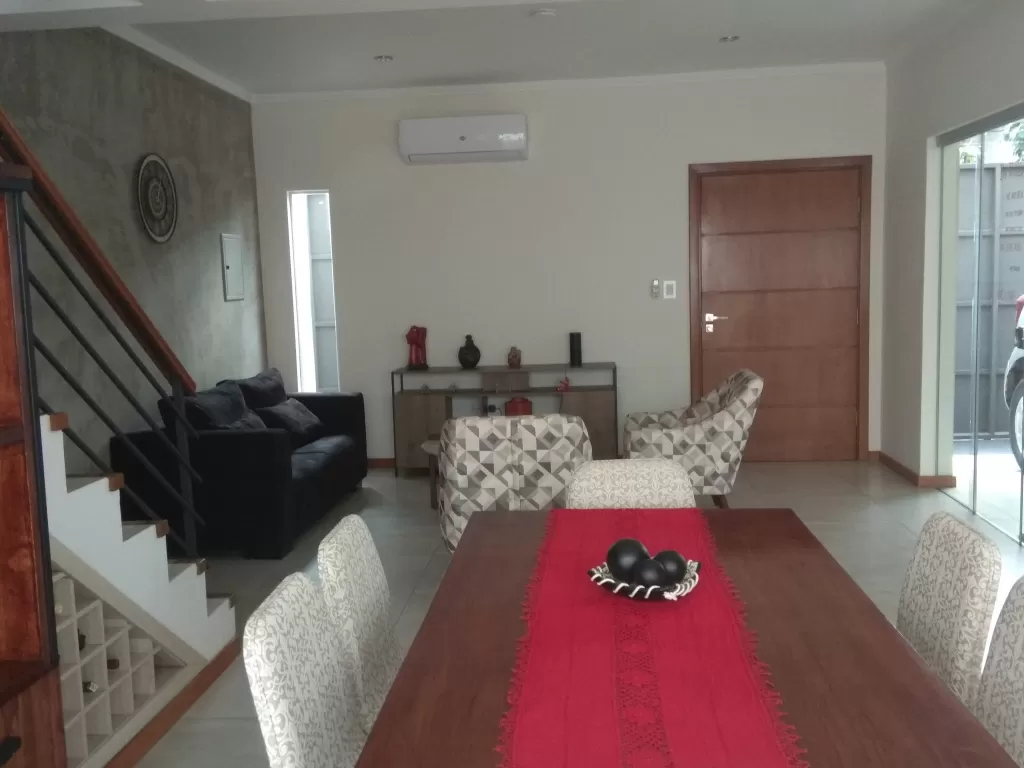 HERMOSO DUPLEX EN HERRERA EXCELENTE UBICACION, DISEÑO MODERNO — foto 3
