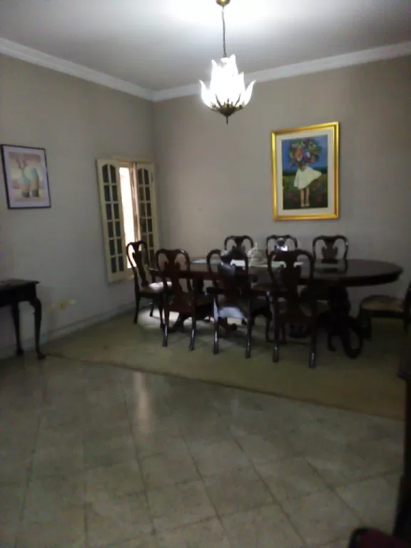 VENDEMOS RESIDENCIA EN VILLA MORRA- UBICACIÓN INMEJORABLE — foto 3
