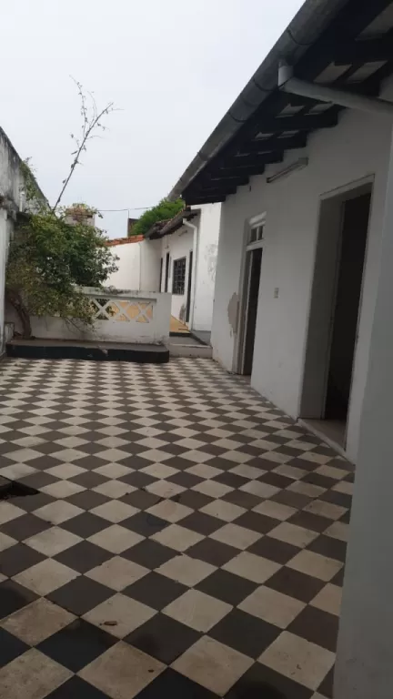 vendo casa antigua microcentro — foto 2