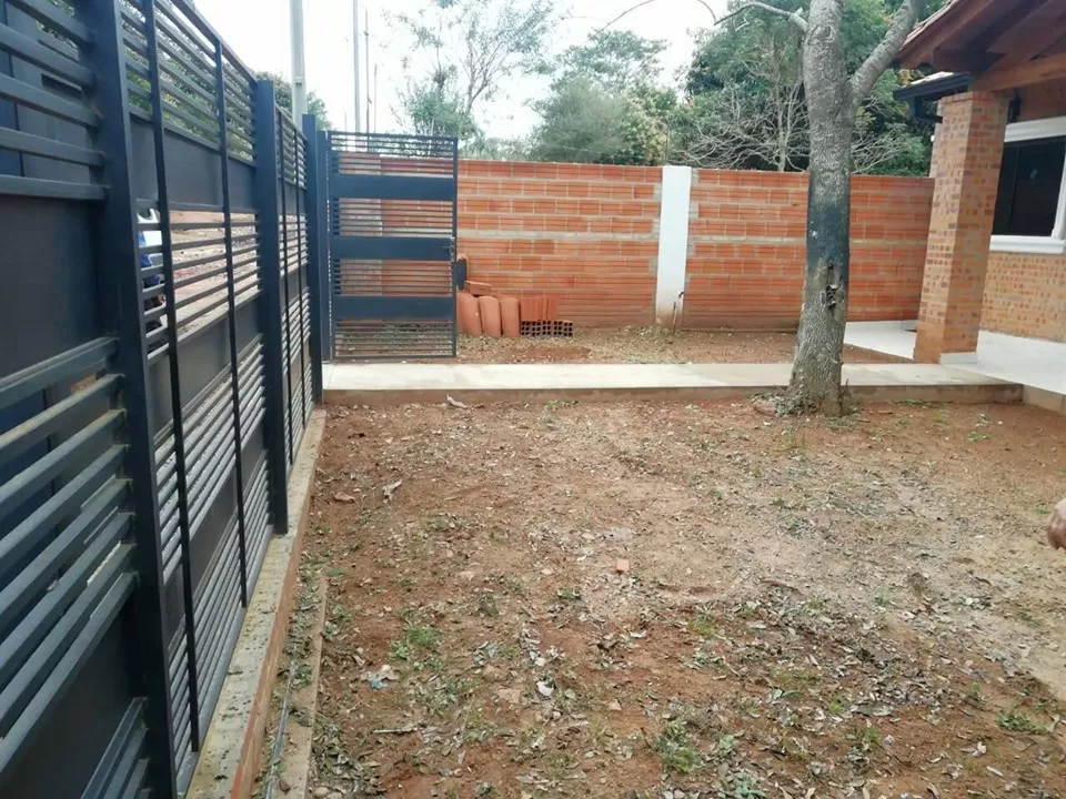 VENDO CASA EN CAPIATA... A 50 MTS DEL ASFALTO — foto 3