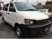VENDO TOYOTA NOAH - REC IMPORT CARGUERO - 4X2 - AUTOMATICO - AÑO 2004 - ANTAR AUTOMOTORES