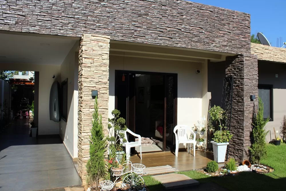 Vendo hermosa casa en Barrio Las Carmelitas — foto 2