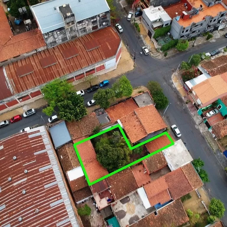 VENDO PROPIEDAD A DEMOLER EN SAJONIA — foto 3