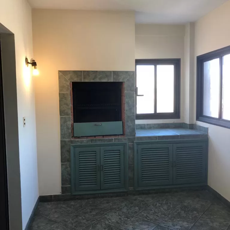 VENDO DEPARTAMENTO ZONA EMBAJADA DE BRASIL — foto 3