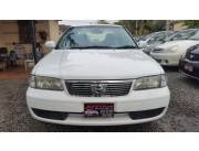 NISSAN SUNNY SUPERSALON AÑO 2004 / RECIÉN IMPORTADO/ COLOR BLANCO- CON GARANTIA ESCRITA
