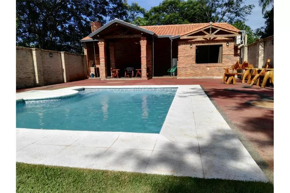 CASA QUINTA EN LUQUE — foto 3