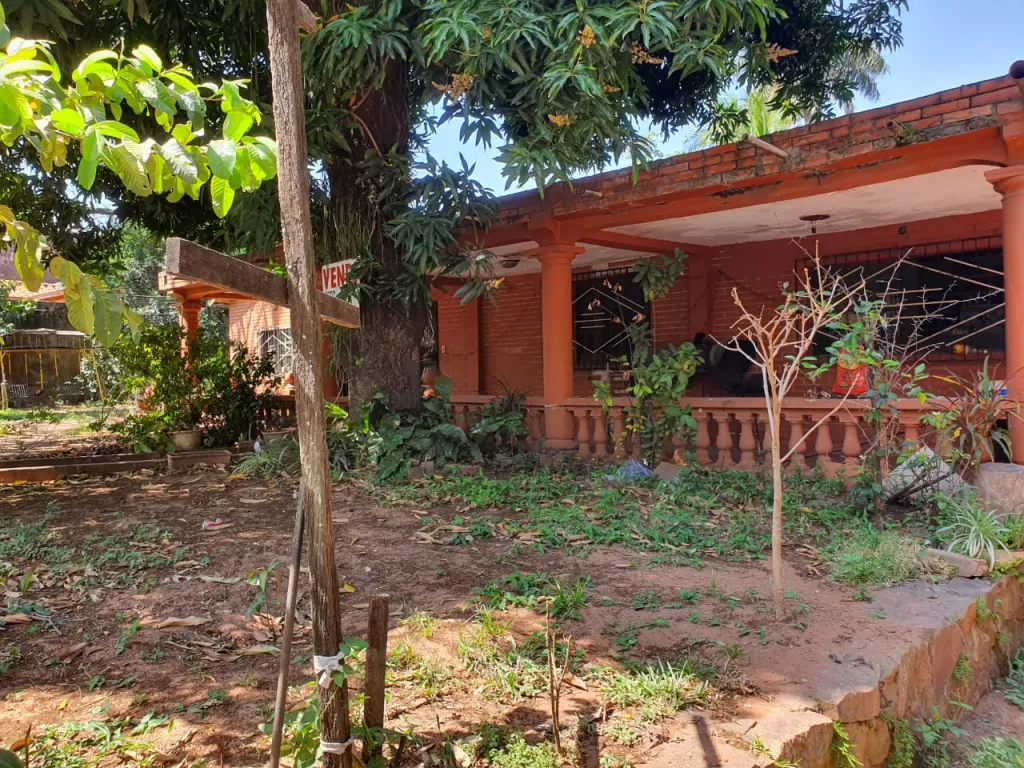 VENDO AMPLIO TERRENO CON CASA EN EL BARRIO SAN VICENTE — foto 3
