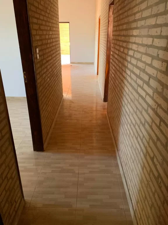 Alquila hermosa casa a estrenar en Itaugua — foto 3