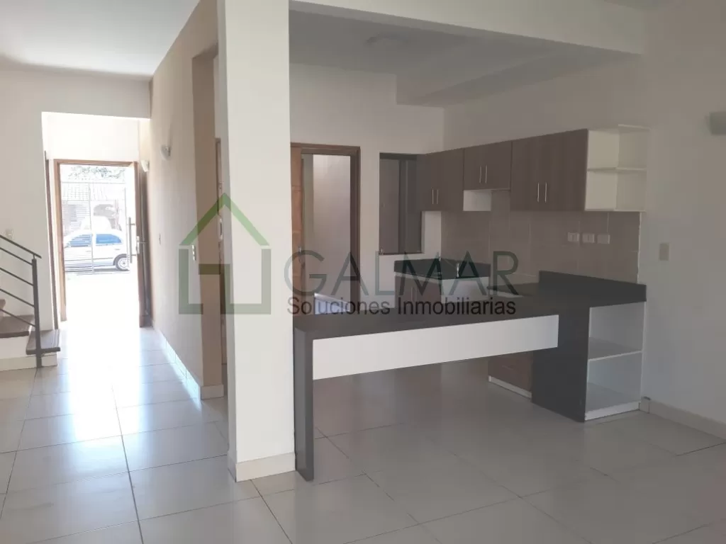 VENDO DUPLEX EN MARIANO ROQUE ALONSO EN BARRIO LA CONCORDIA — foto 3