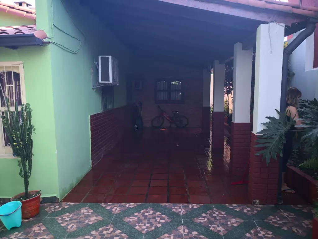 Vendo casa en Las Colinas de Loma Pyta — foto 3