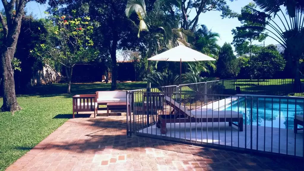VENDO EXCLUSIVA CASA EN BARRIO HOLLYWOOD DE SURUBIÍ — foto 2