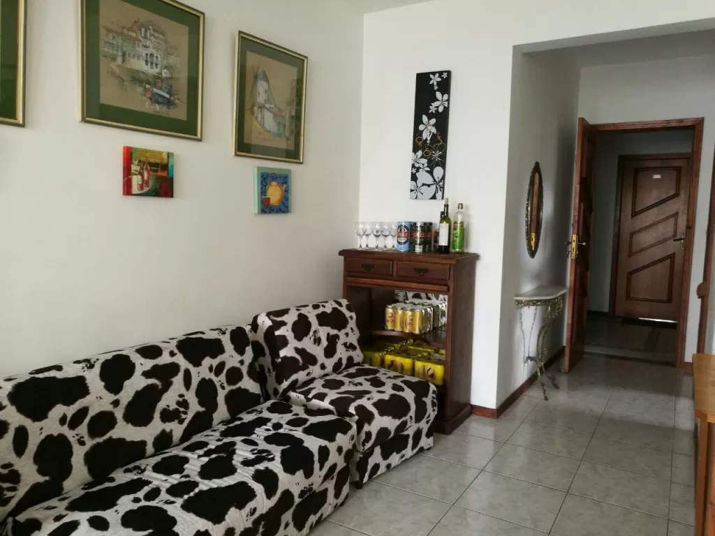 CAMBORIU. Departamento amoblado en edificio frente al mar — foto 3