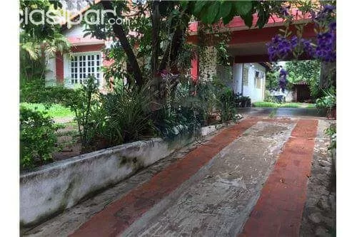 OFERTO INMUEBLE SOBRE AVDA. CHOFERES DEL CHACO, EXCELENTE UBICACIÓN! — foto 3