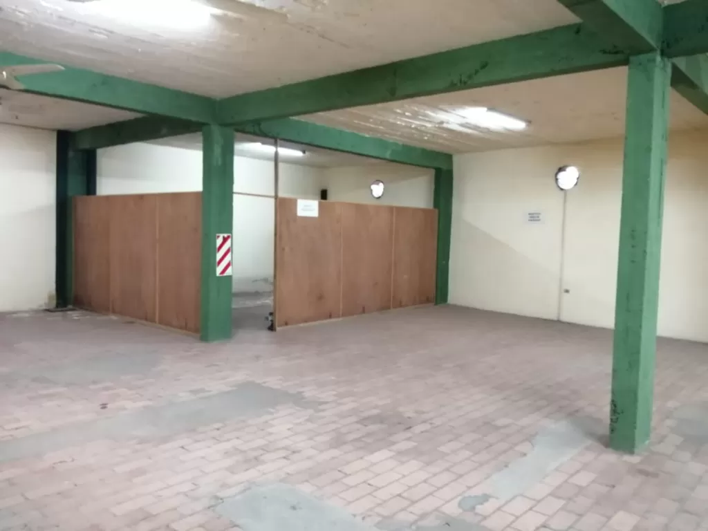 DEPOSITO DE DOS PISOS EN PLENO MCAL LOPEZ Y GRAL SANTOS 744m2 — foto 2