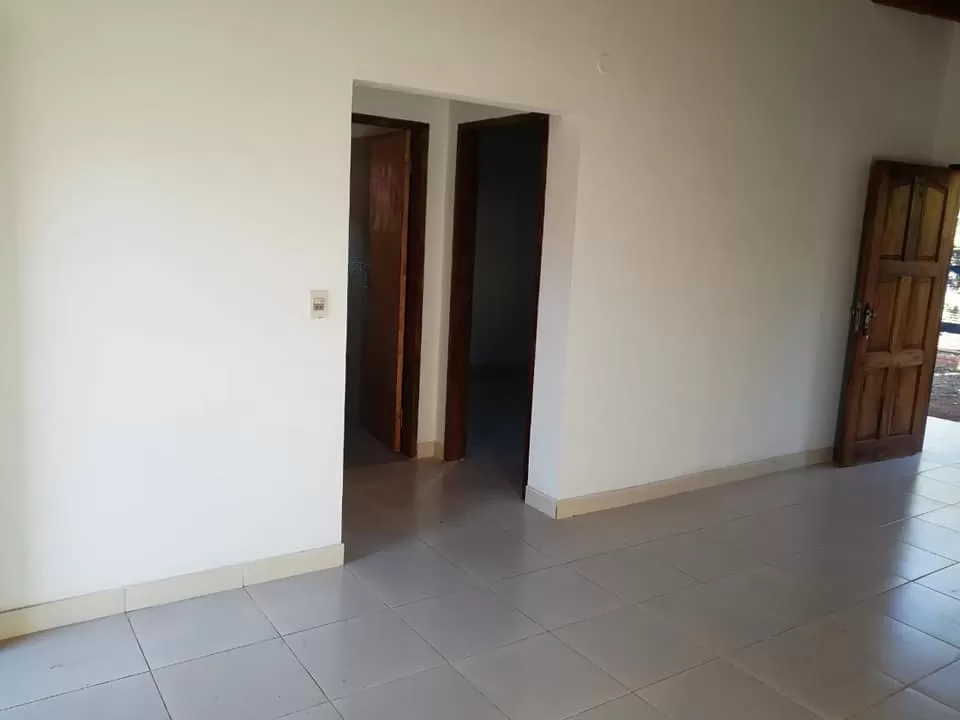 Financio casa en Capiata Km 24... a estrenar — foto 2