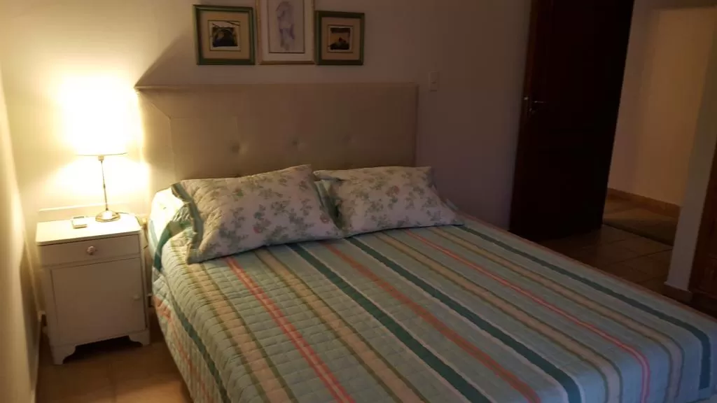 AMPLIO DEPARTAMENTO AMOBLADO DE DOS DORM ZONA KUBISCHECK (EMBAJADA DE EEUU) — foto 2
