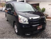 VENDO TOYOTA NOAH AÑO 2008 - REC. IMPORTADO CON GARANTIA ESCRITA DE CAMBIO DE VOANTE