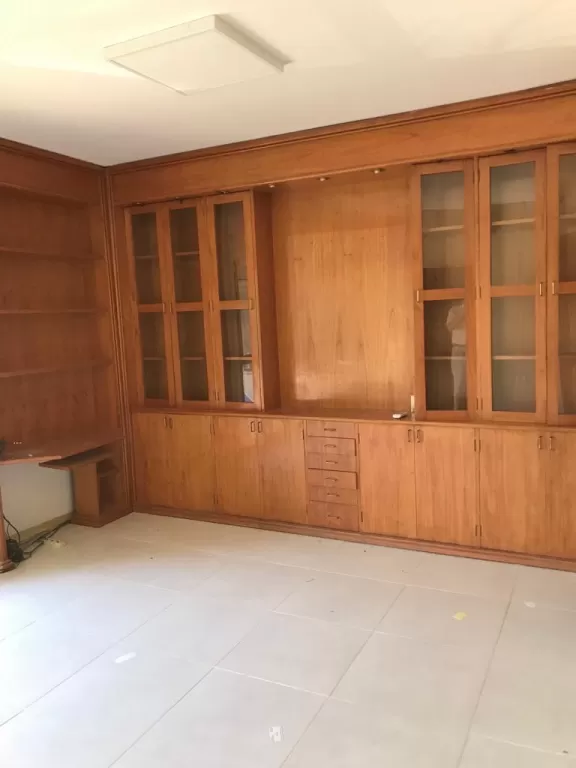 Edificio en Venta zona Av Venezuela — foto 2
