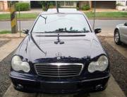 MERCEDES BENZ C 220 CDI AÑO 2001 DIESEL RECIEN IMPORTADO !!! COLOR UNICO AZUL METALIZADO !