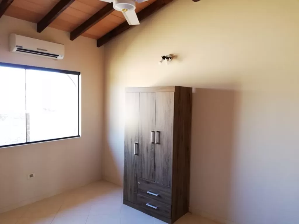 Vendo duplex en luque en barrio cerrado zona conmebol — foto 2