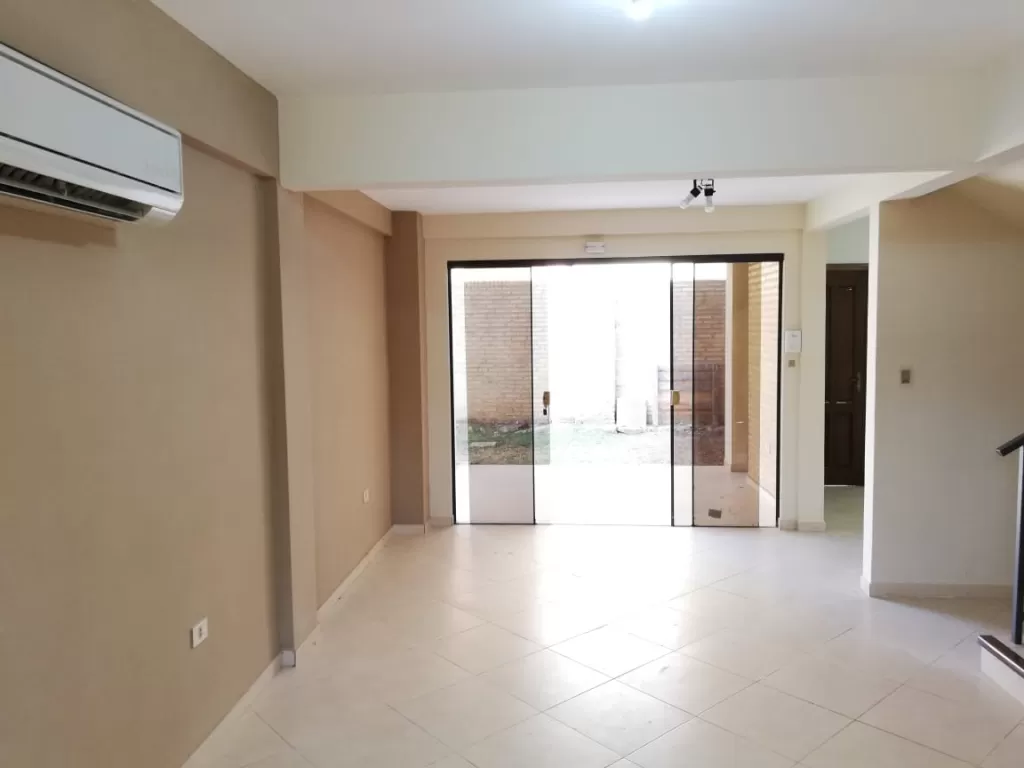 Vendo duplex en luque en barrio cerrado zona conmebol — foto 3