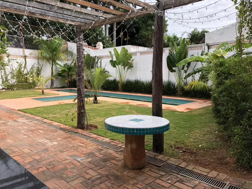 Alquilo Hermosa Residencia Barrio Seminario - Asuncion — foto 3