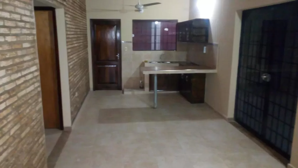 Duplex a 2 cuadras Shopping Mariano — foto 3