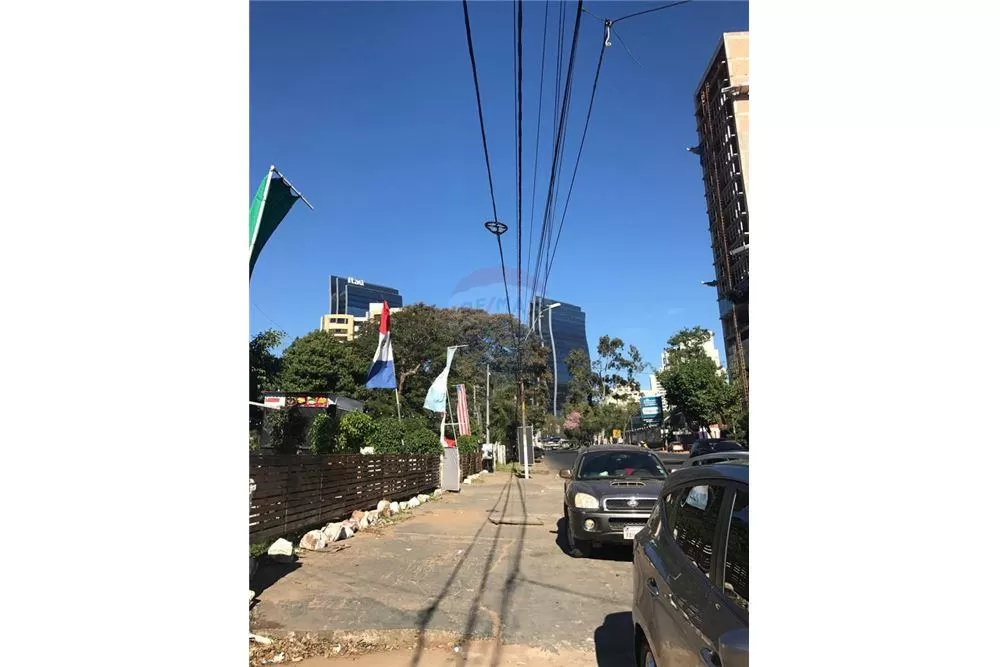 TERRENO SOBRE AVIADORES DEL CHACO 965 m2. — foto 3