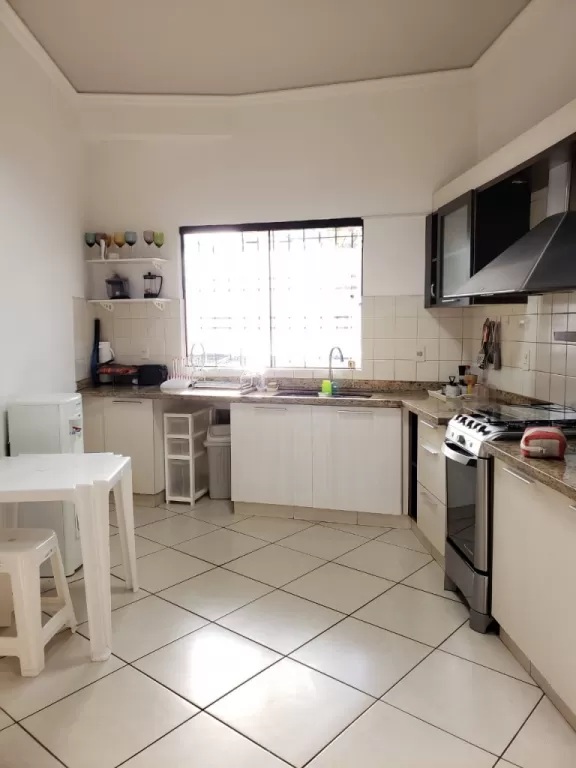 VENDO DÚPLEX EN INMEJORABLE UBICACIÓN DETRAS DEL SHOPPING DEL SOL — foto 3