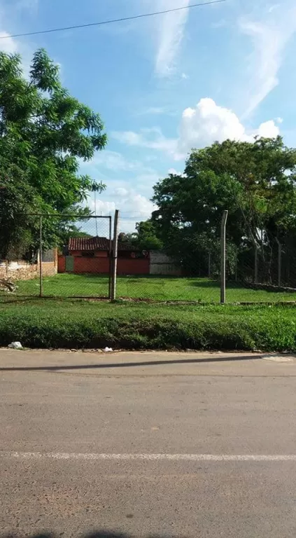 VENDO TERRENO EN FERNANDO DE LA MORA. ZONA NORTE. DETRAS DE LA UTCD — foto 2