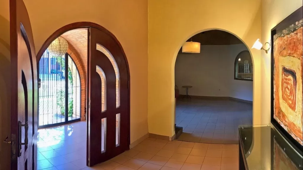 Vendo Hermosa Casa Zona BCP — foto 3