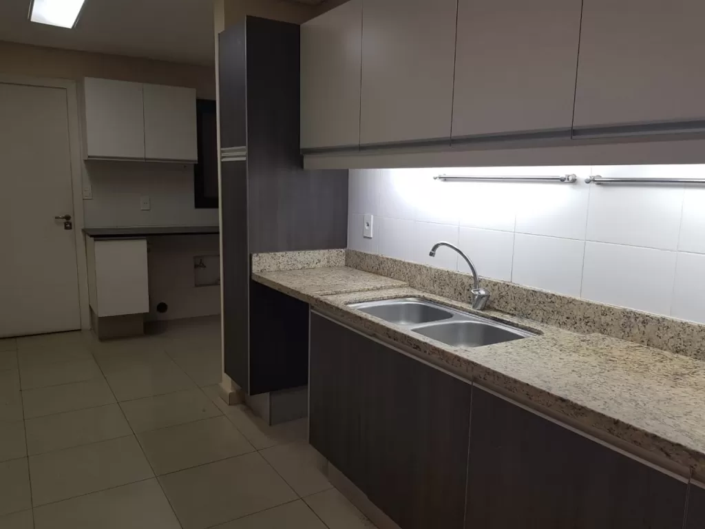 Vendo Amplio Departamento de 3 dormitorios en Las Mercedes LOF2209545 — foto 3