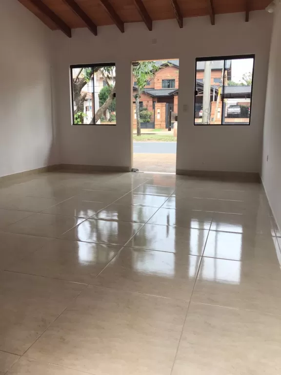 HERMOSO SALÓN COMERCIAL A ESTRENAR!!! — foto 3