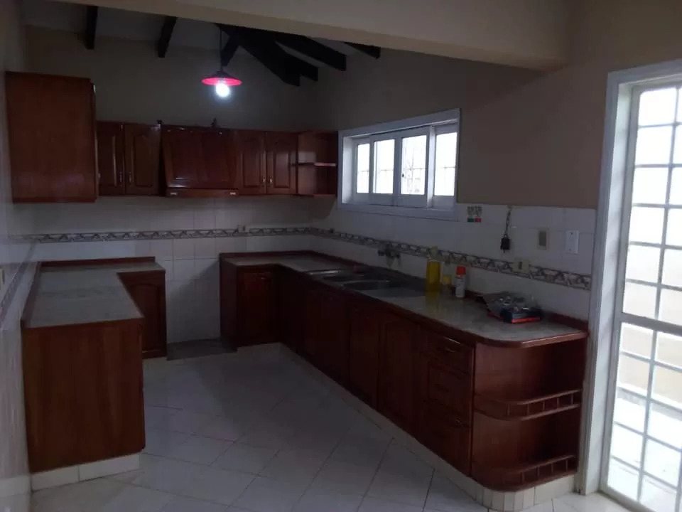 En Venta! Casa en barrio Mburucuya de Asuncion — foto 2