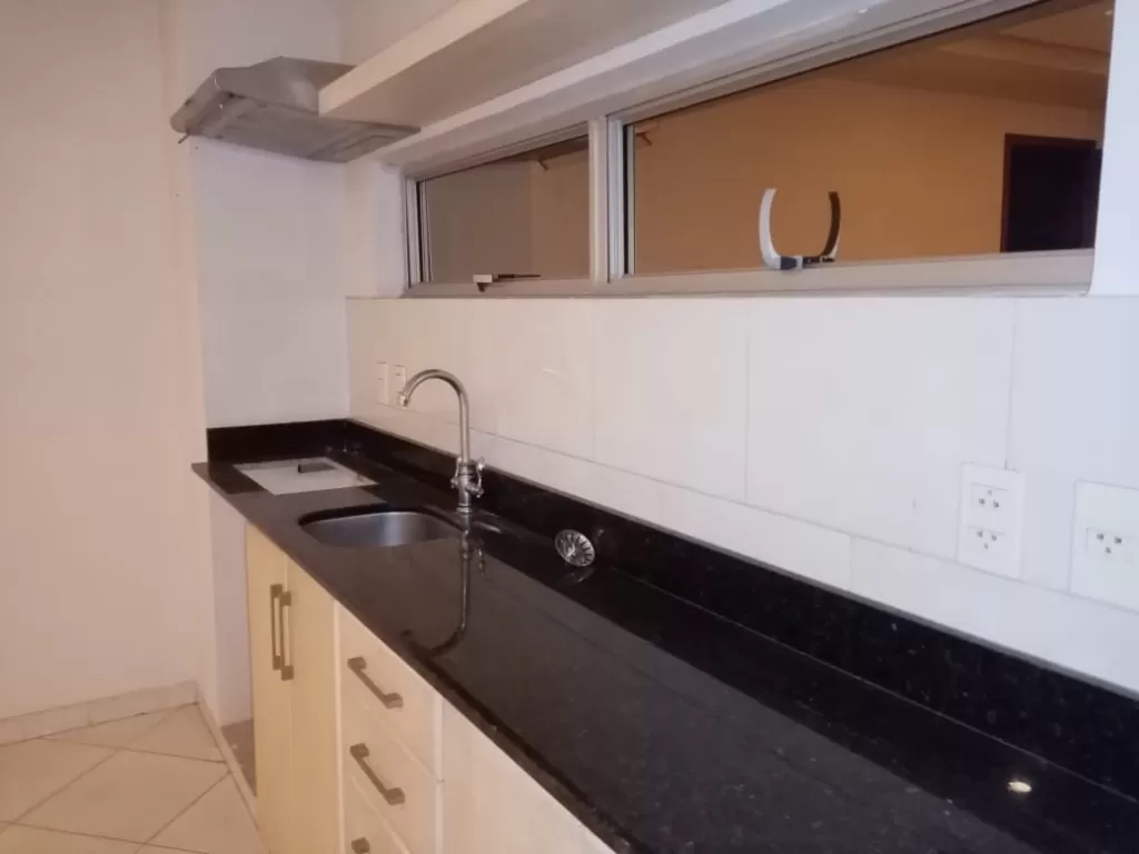 Alquilo departamento en el centro de Luque! — foto 3