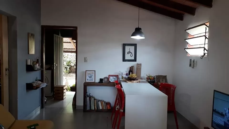 Vendo o permuto casa en el centro Areguá — foto 3