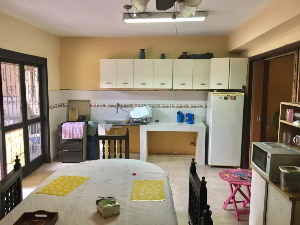 Vendo Casa en el Barrio Bernardino Caballero — foto 2