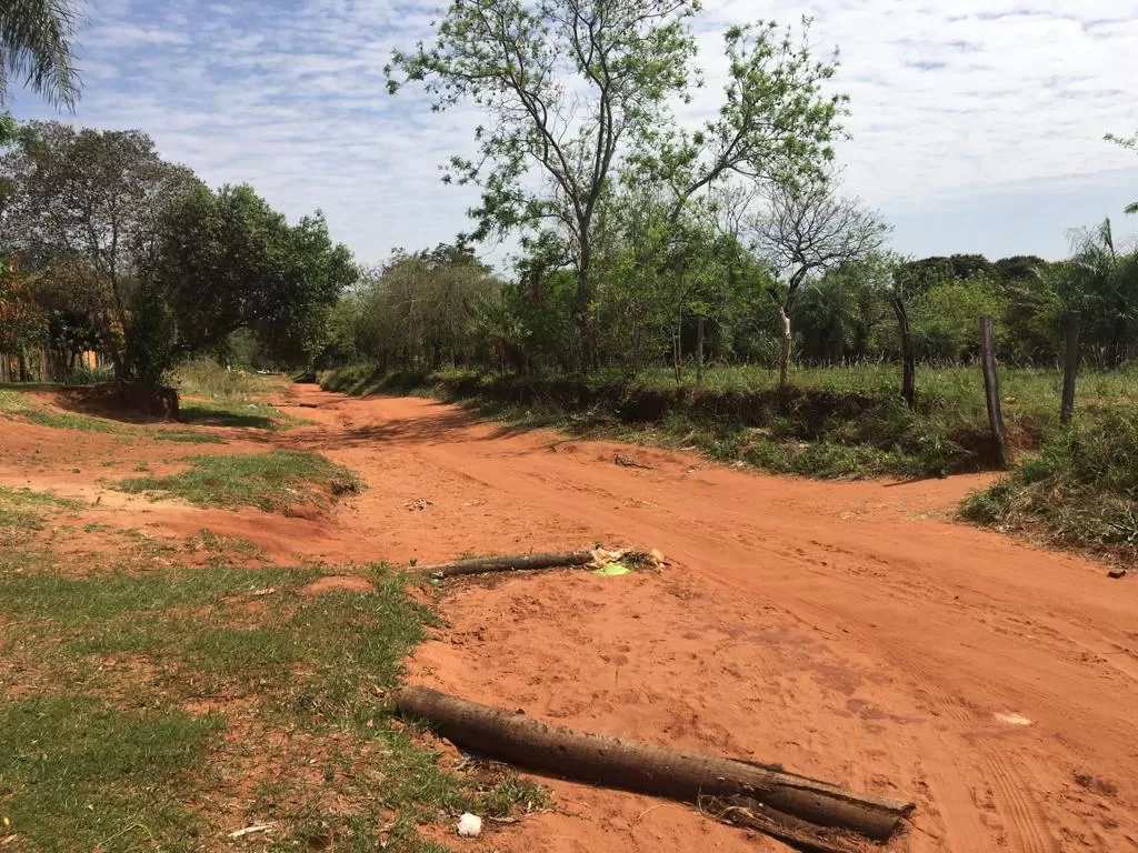 Vendo terreno en Ypane a metros del parque azulgrana — foto 2