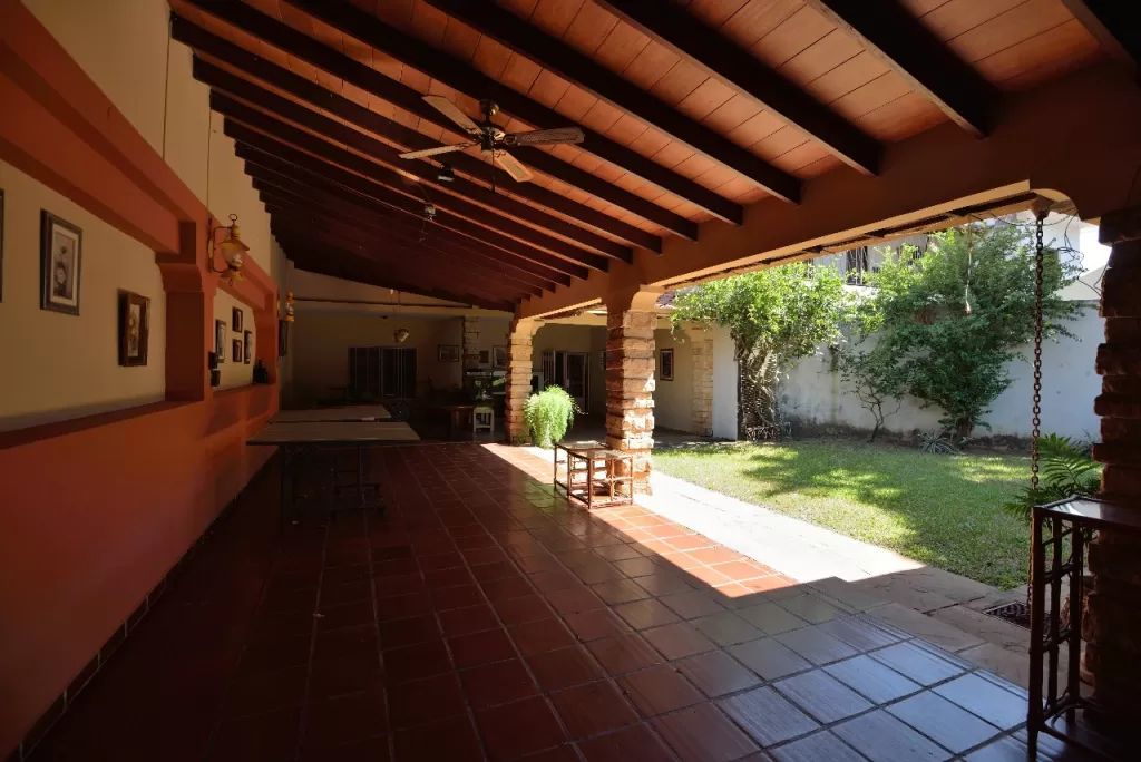 hermosa casa en venta, cerca del colegio campoalto — foto 2
