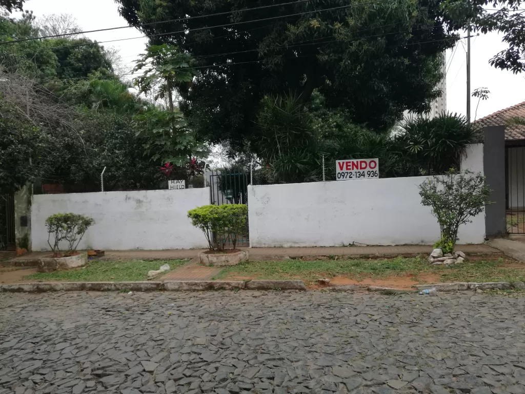 Terreno en asunción Barrio ykua sati, CORONEL CABRERA y STA TERESA — foto 2