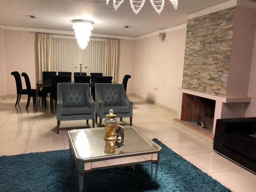 VENDO RESIDENCIA EN CORONEL OVIEDO!!! — foto 3