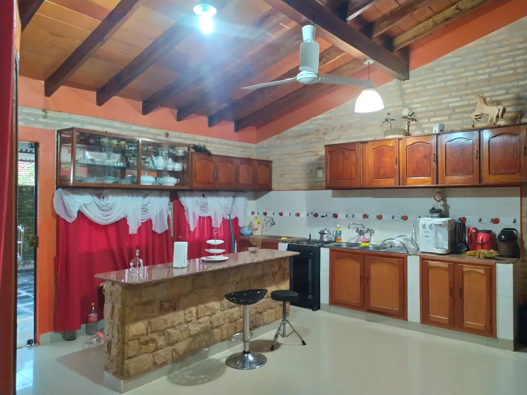 CASA EN PILAR -BARRIO CRUCECITA — foto 2