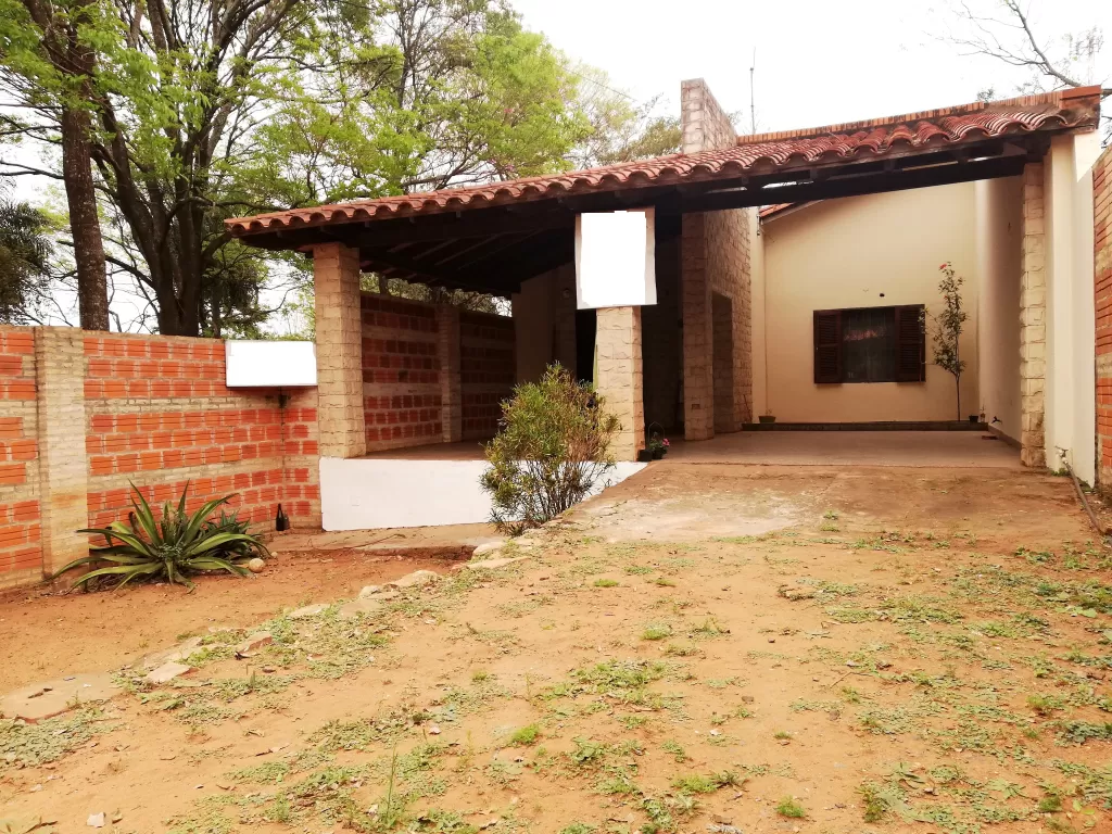 VENDO CASA EN VILLA ELISA CON EXCELENTE UBICACIÓN — foto 2