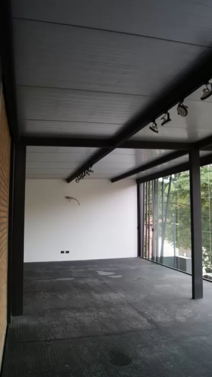 VILLA MORRA: ESPECIAL PARA OFICINA, SHOW ROOM, TIENDA COMERCIAL - 1.700 USD. — foto 3