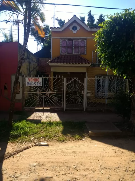 CASA BARRIO LUCERITO (SAN LORENZO) Tte Molas y Sargento Silva — foto 2