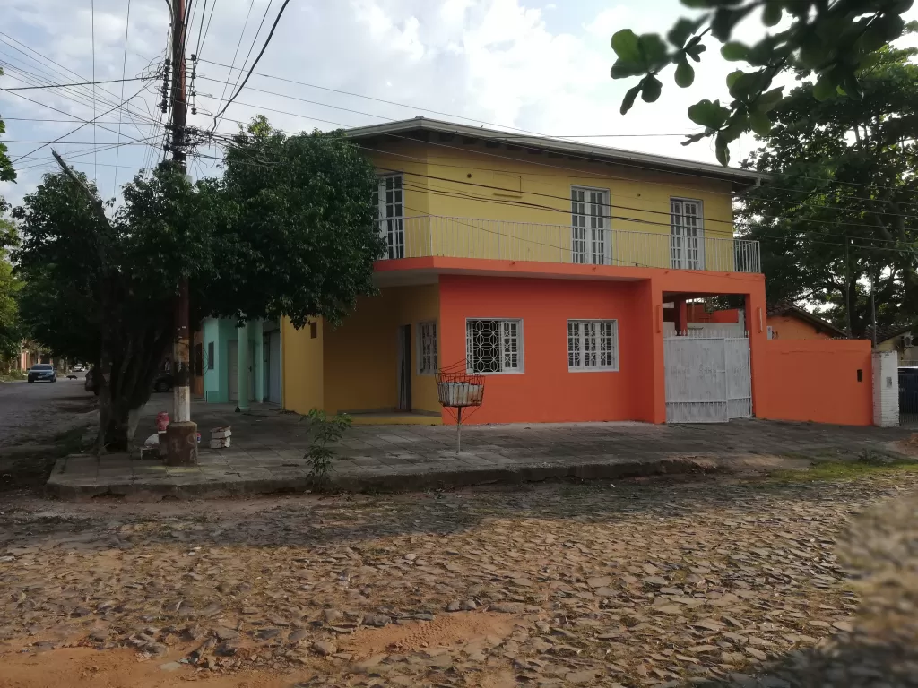 HERMOSO DUPLEX EN LAMBARE ZONA CANAL 13 EXCELENTE UBICACION — foto 2