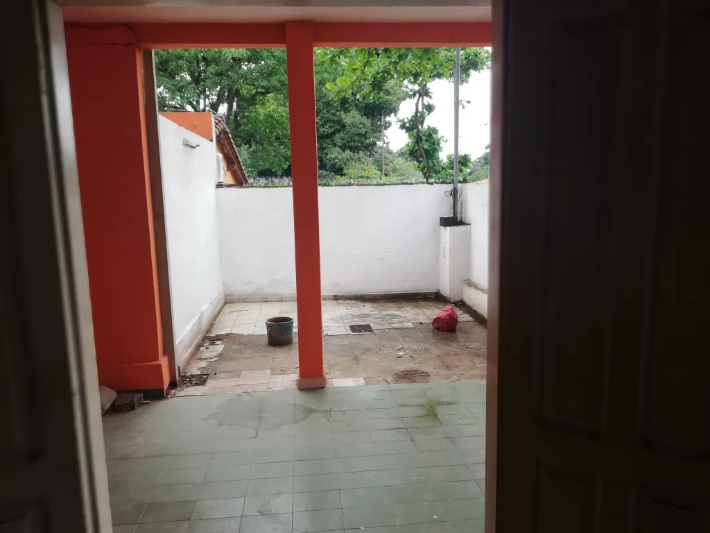 HERMOSO DUPLEX EN LAMBARE ZONA CANAL 13 EXCELENTE UBICACION — foto 3
